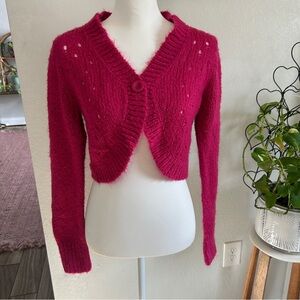Y2K fuchsia pink cropped knit cardigan with button